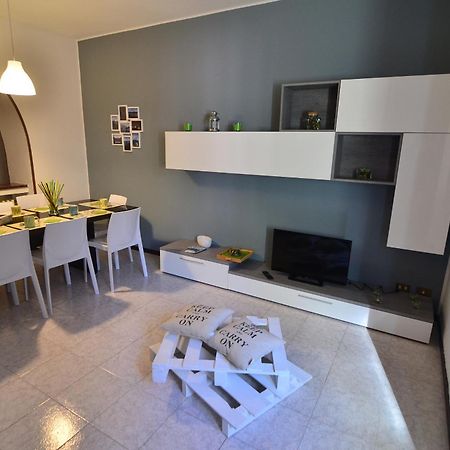 Villa Olmo Apartment Όπως Εξωτερικό φωτογραφία